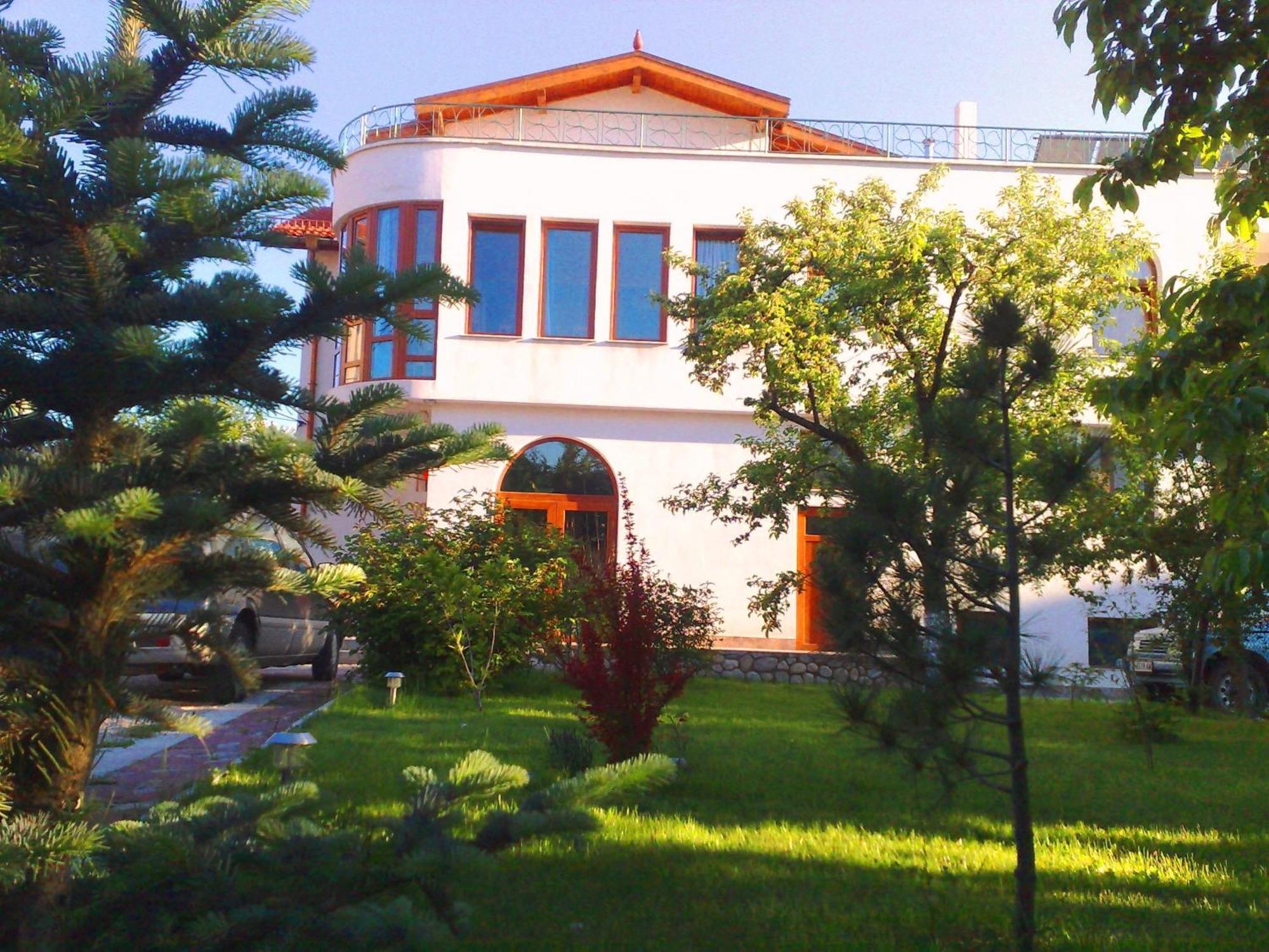 Family Hotel Sonata Samokow Zewnętrze zdjęcie