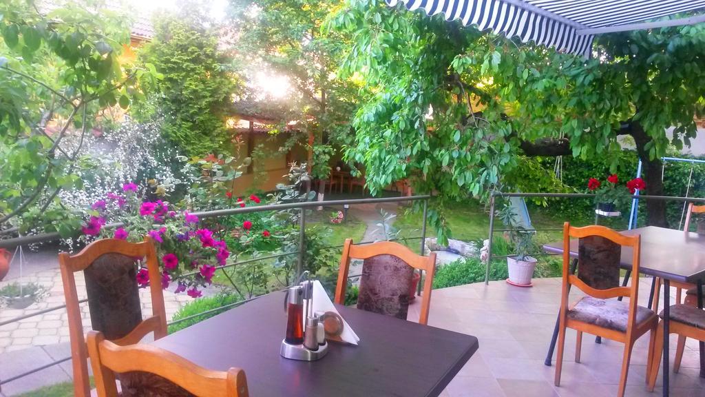 Family Hotel Sonata Samokow Zewnętrze zdjęcie