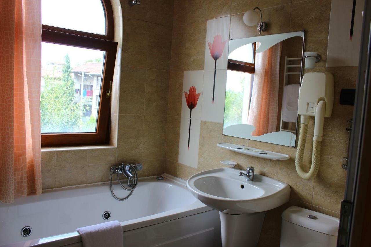 Family Hotel Sonata Samokow Zewnętrze zdjęcie